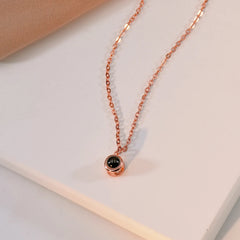 PROJEKTIONSHALSBAND MED PERSONLIGT FOTOHÄNGE