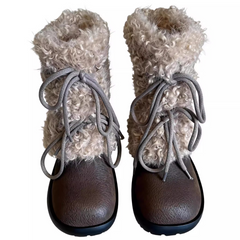 Fluffiga snöstövlar